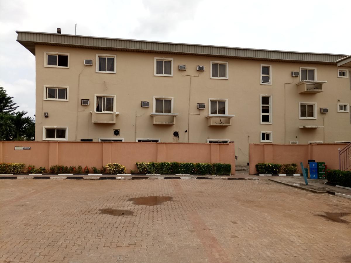 Hotel Benizia Asaba Exterior foto